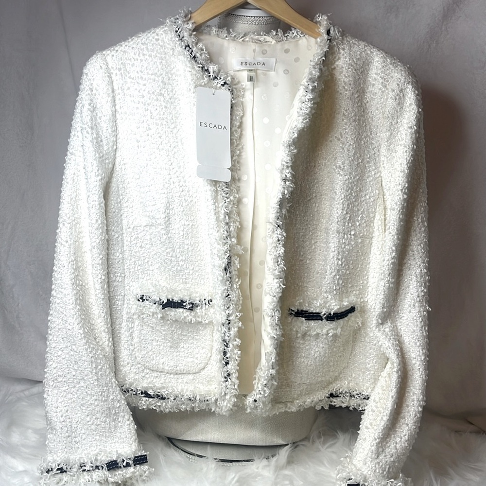 ESCADA VINTAGE COAT WHITE NAVY GROSGRAIN BOW TRIM VINTAGE 2002 WITH TAGS